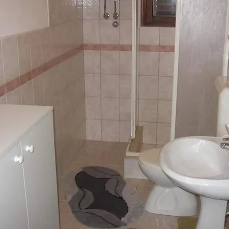 Slavica Nv - For 8 Persons Lägenhet