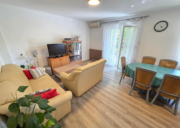Slavica Nv - For 8 Persons Апартаменты