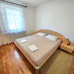 Slavica Nv - For 8 Persons *