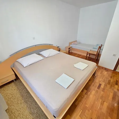 Slavica Nv - For 8 Persons * Novi Vinodolski
