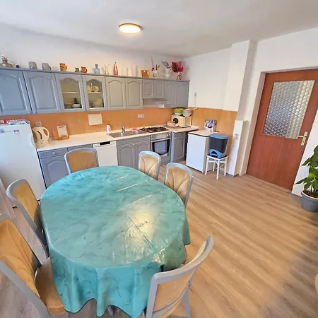 Slavica Nv - For 8 Persons *