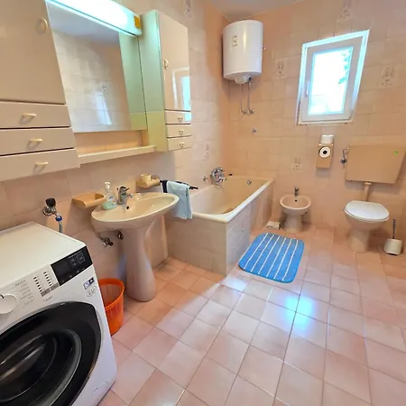 Apartament Slavica Nv - For 8 Persons Novi Vinodolski