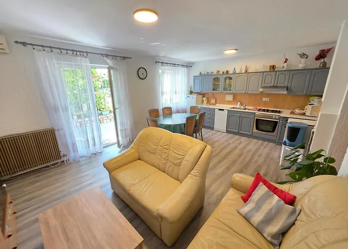 Slavica Nv - For 8 Persons Novi Vinodolski